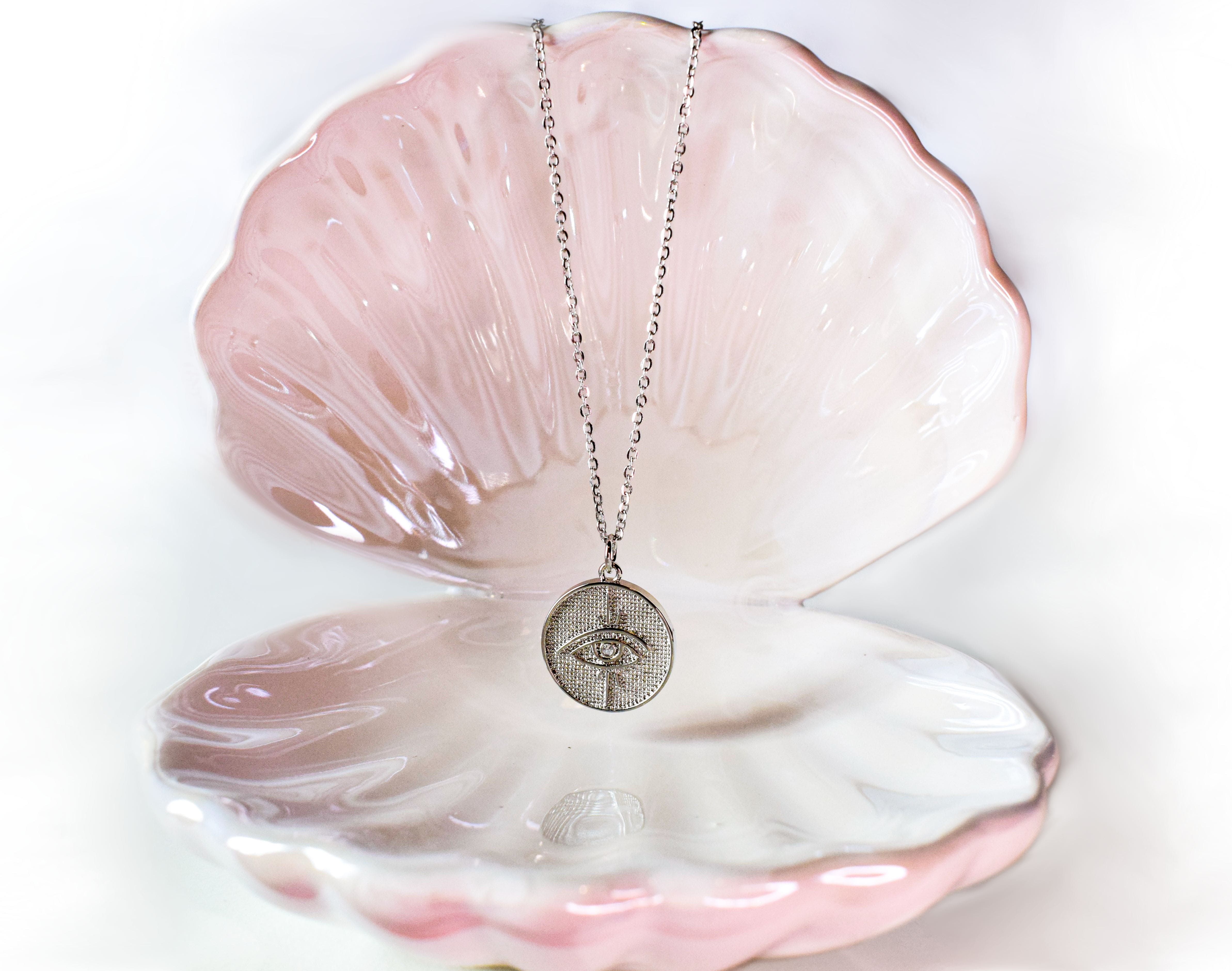The "Protection" pendant silver
